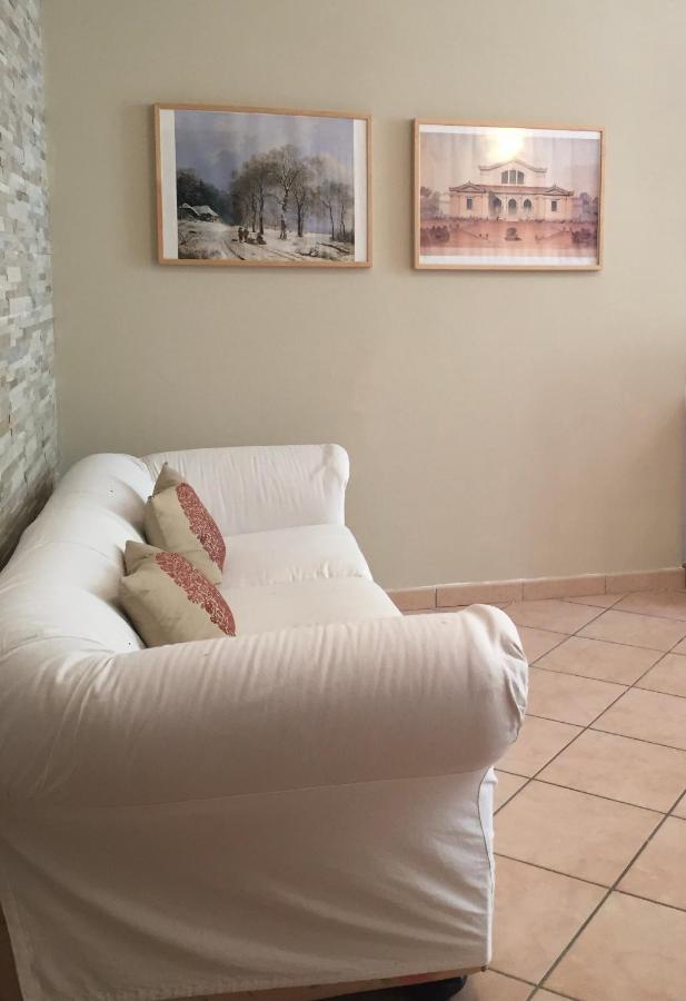 Casa Rosella Apartment เบซเซ็กกา ภายนอก รูปภาพ