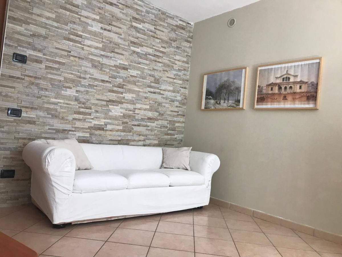 Casa Rosella Apartment เบซเซ็กกา ภายนอก รูปภาพ